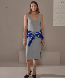 Robe Paulette col V côtelée gris moyen