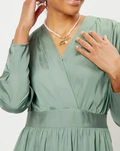 Robe satinée Naomie verte