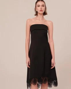 Robe satinée noire