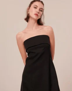 Robe satinée noire