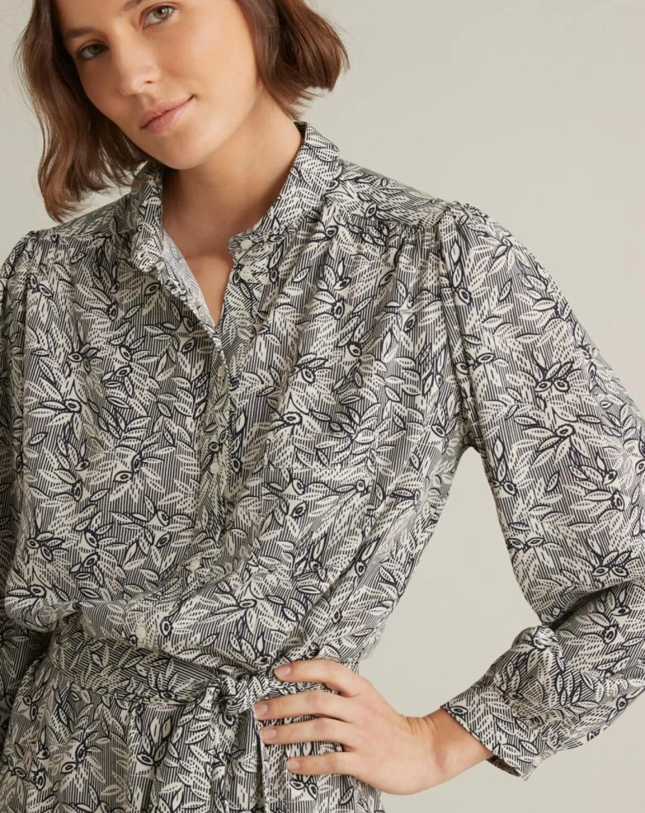 Robe-chemise imprimée Graphic Leaves bleue