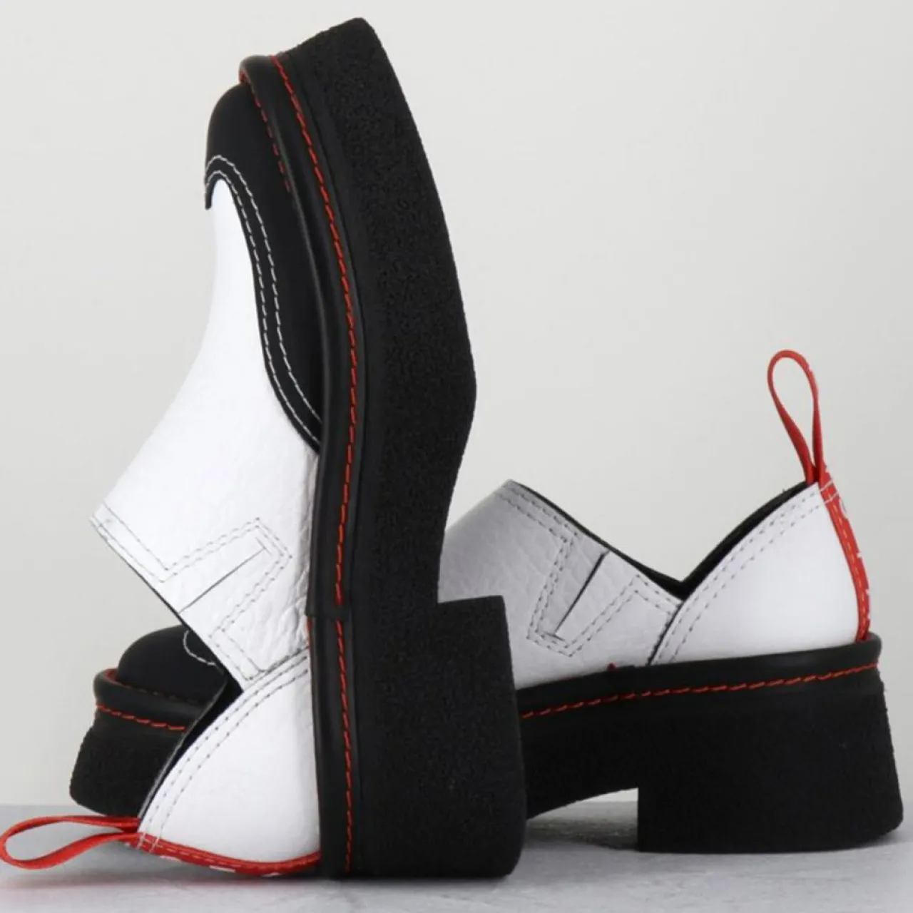 Sabots en Cuir Mercedes blancs - Talon 6 cm