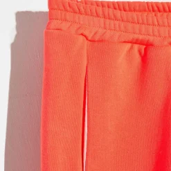 Short Fomo orange flash