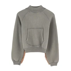 Sweat Flores black sand