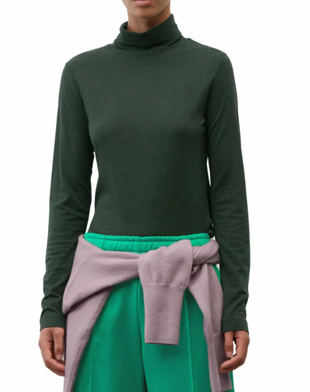 T-Shirt col roulé vert foncé