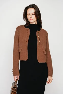 Veste courte boutonnée marron